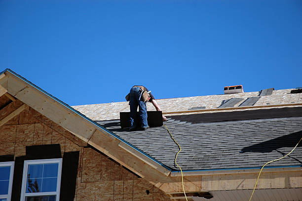 Best Emergency Roof Repair  in Almont, MI