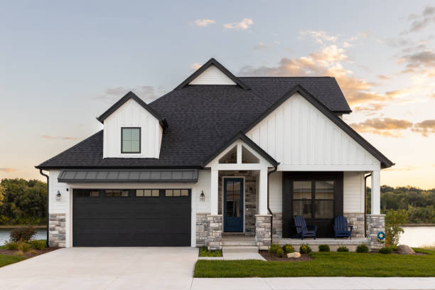 Best Flat Roofing  in Almont, MI